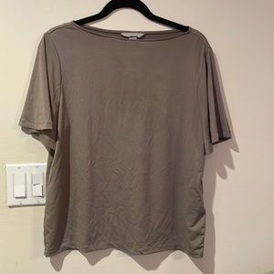 H&M loose fitting size M taupe/brown top